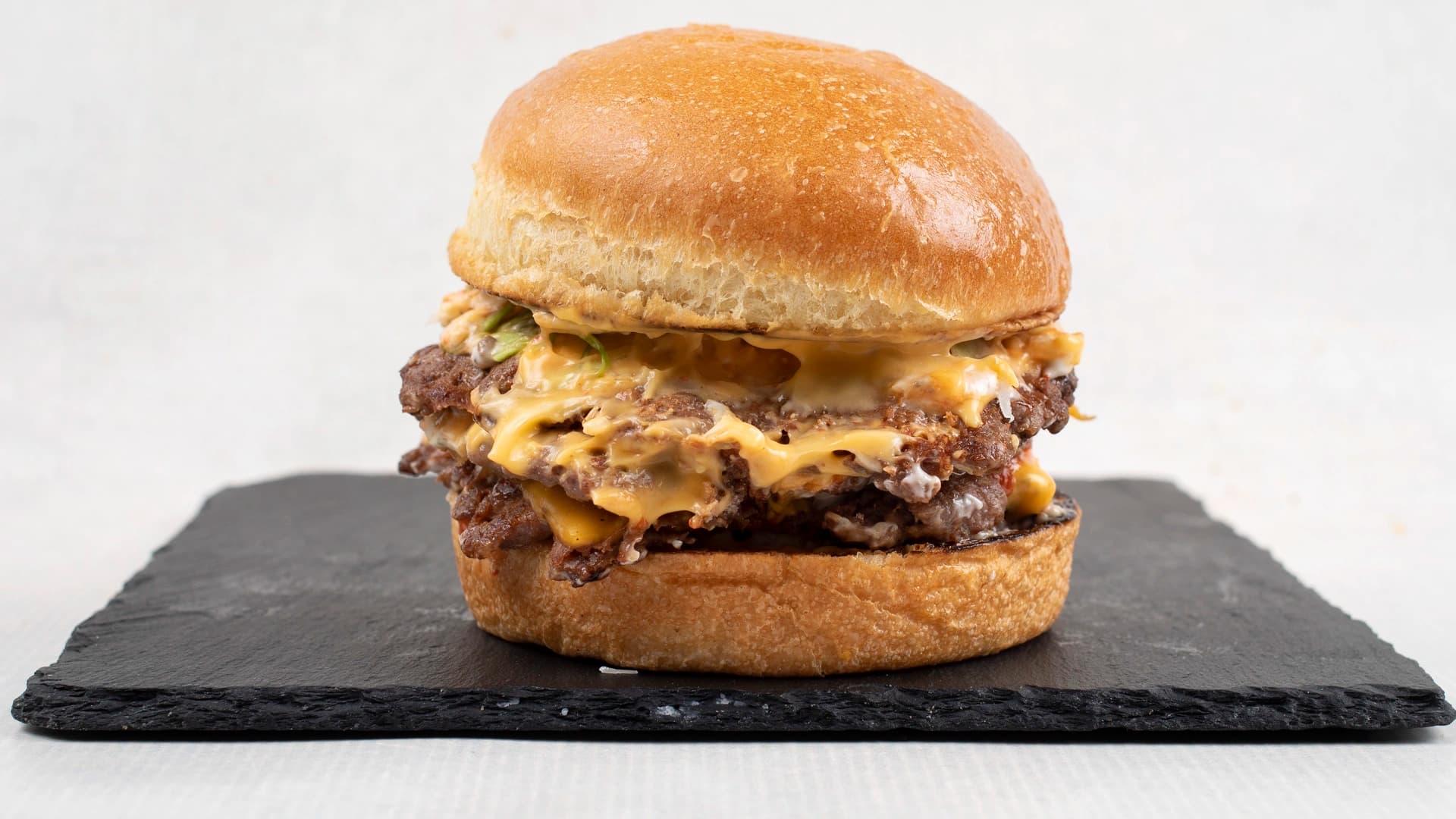 وايت أواسيز