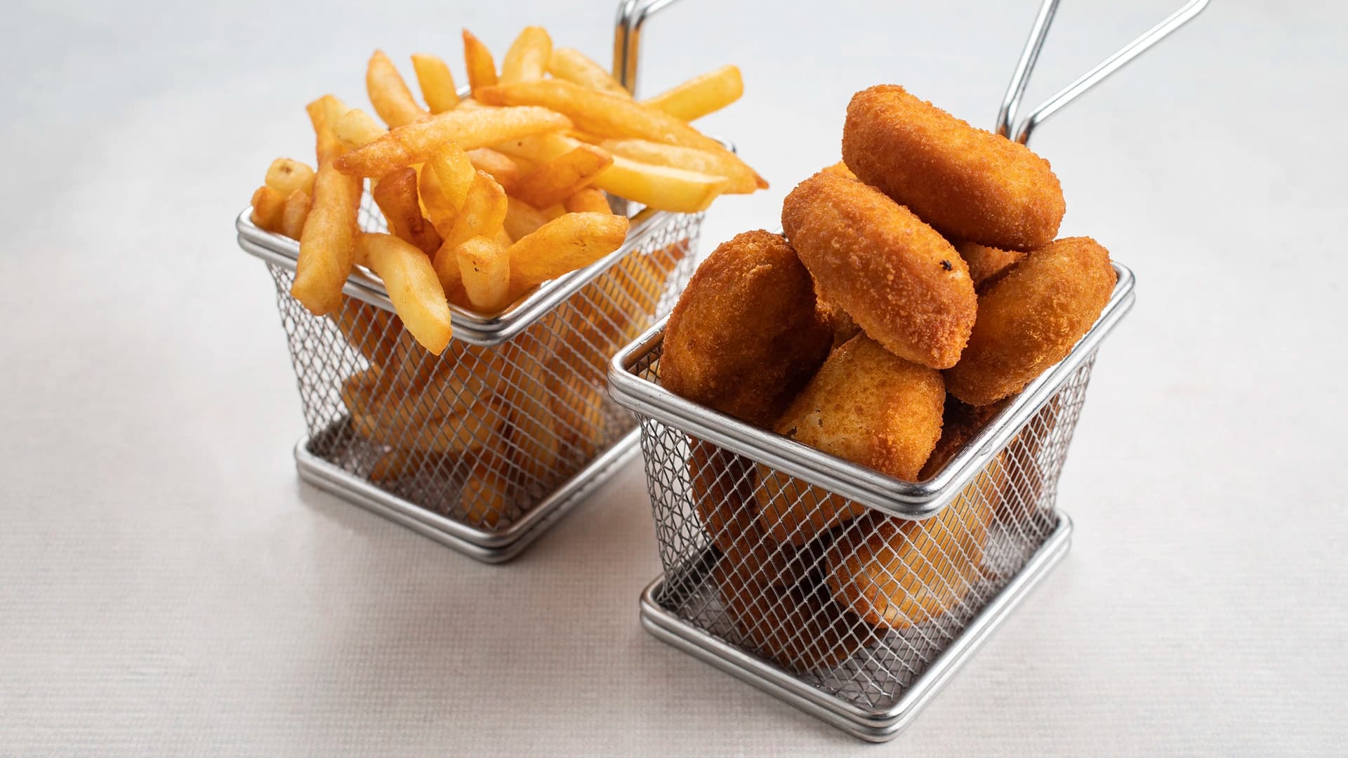 ناغتس الدجاج مع البطاطس